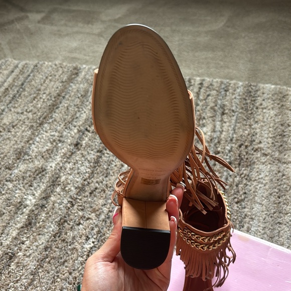 Fringe Heels - Picture 5 of 5